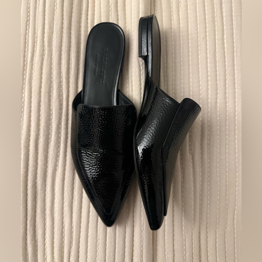 Everlane Boss Loafer Mule Black Patent Leather 
Size 6 - Picture 5 of 11